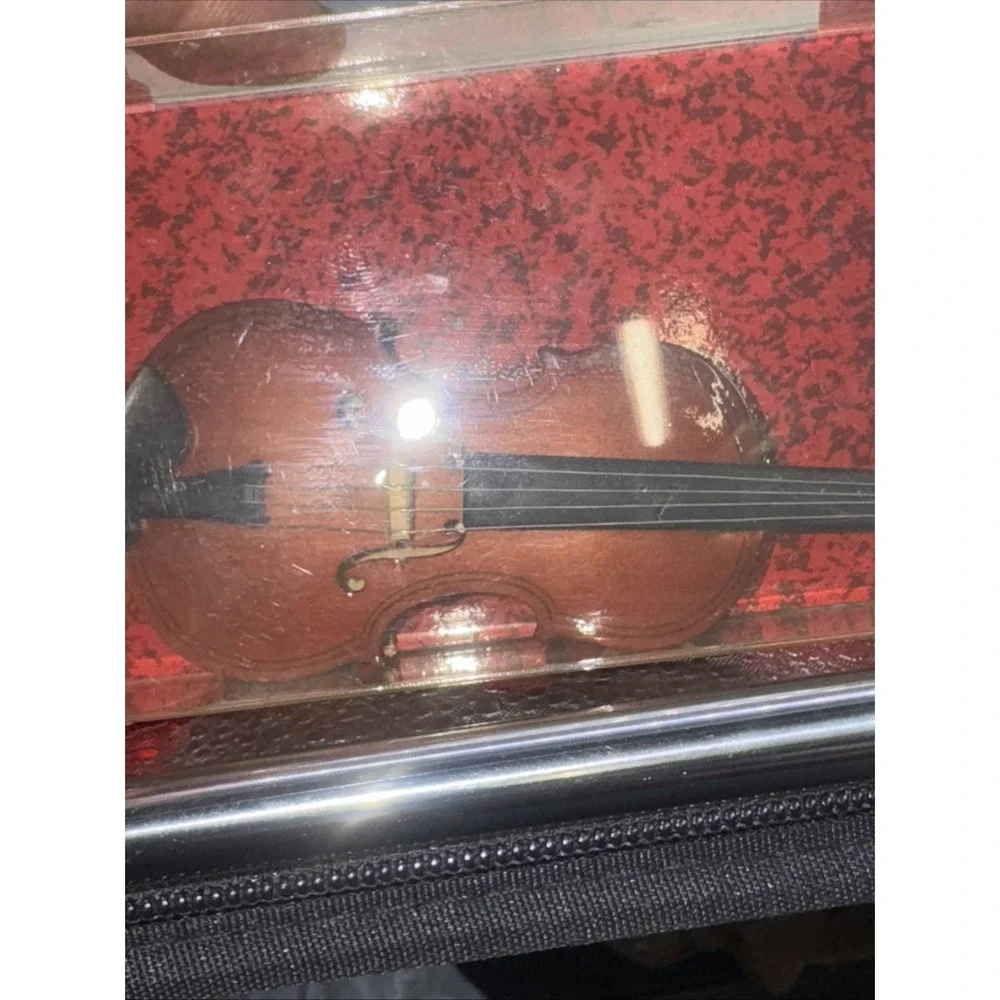 Christmas Ornament Broadway Gifts Co. Violin looks authentic‎